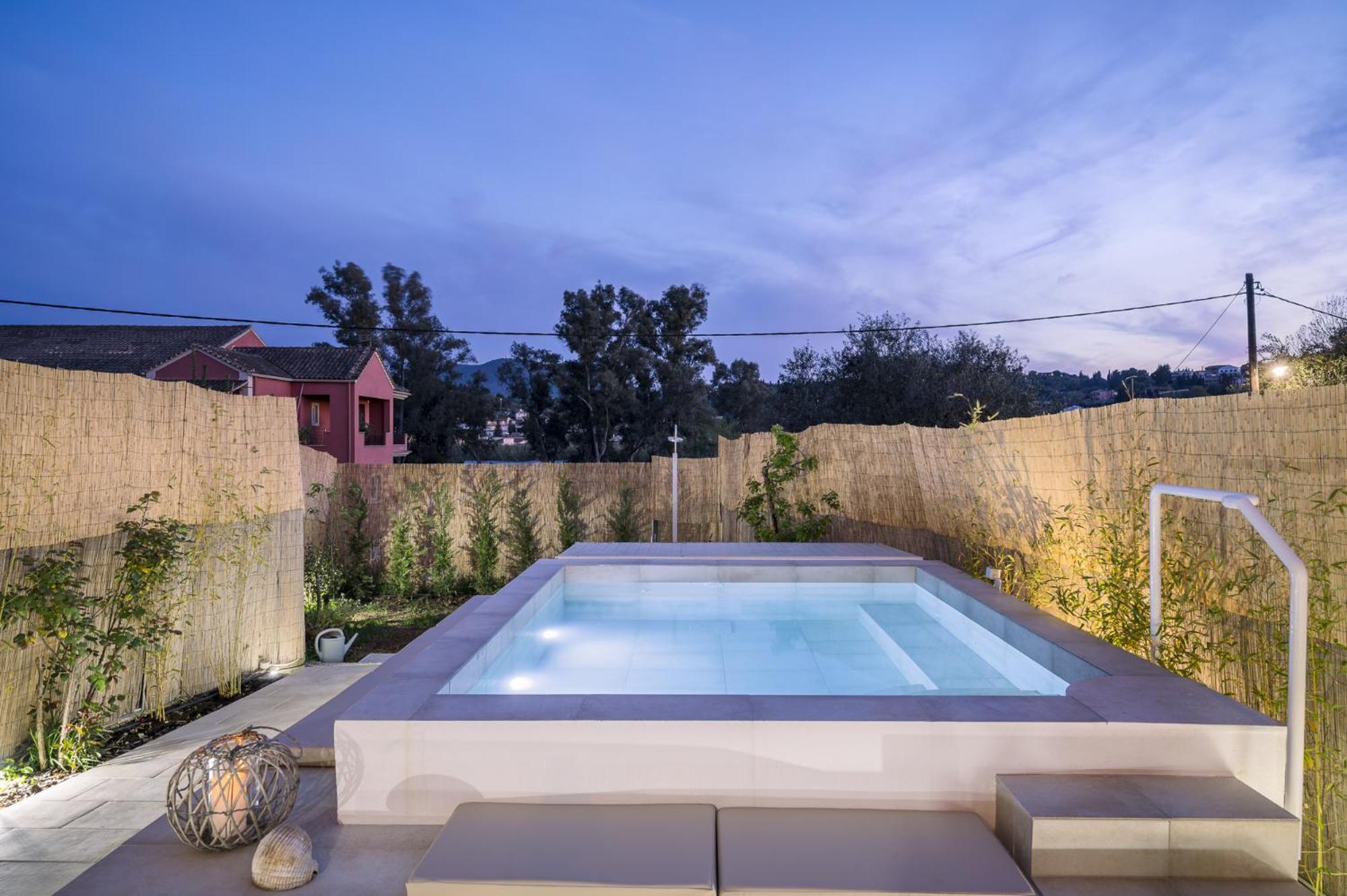 Nina With Private Plunge Pool, 5km To Corfu Town Villa